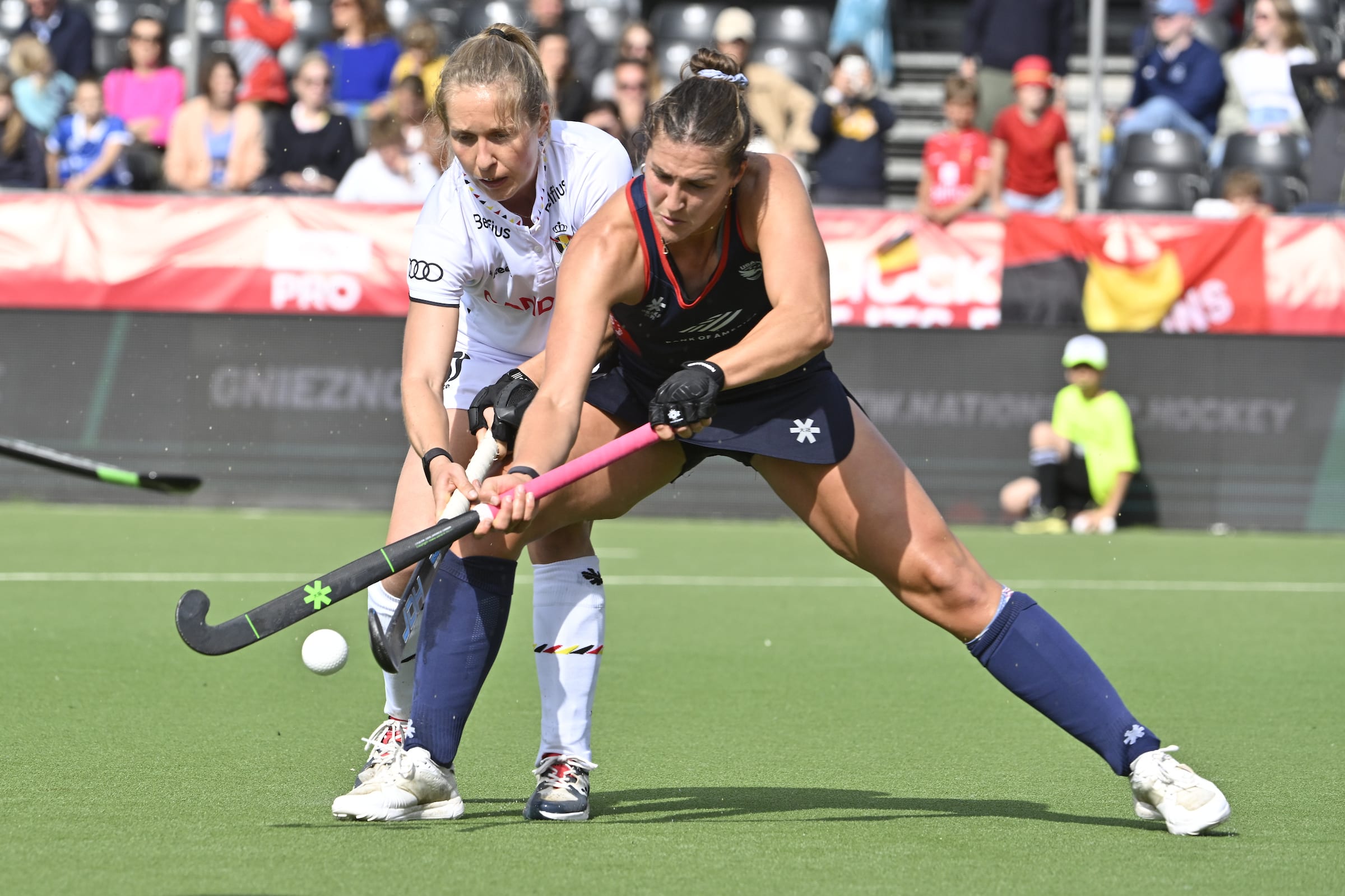 Yalangoch erkaklarning yalangoch sanat fotosuratlari